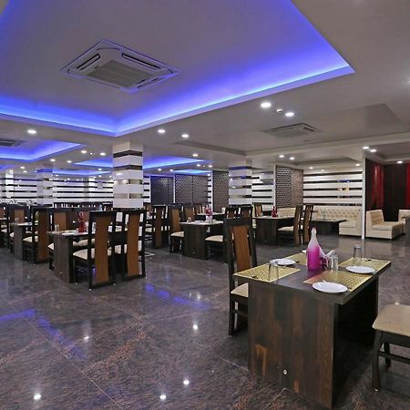 לקנאו Capital O 10060 Hotel The Leaf מראה חיצוני תמונה